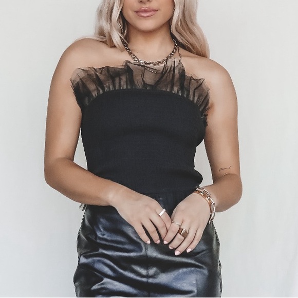 AMAZING LACE EN SAISON Black Tulle Smocked Tube Top - Picture 3 of 3